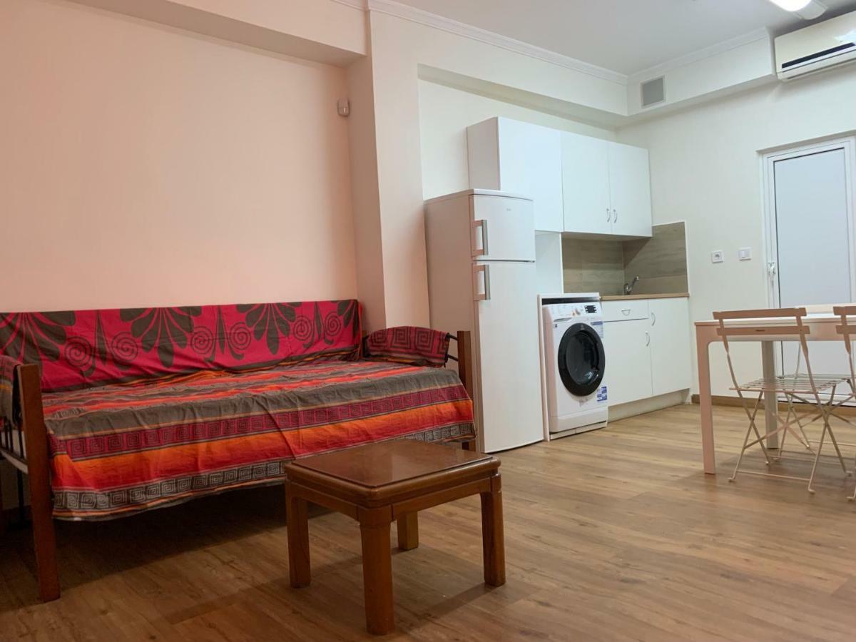 Just A 2Bd Central Apartment * Top Location * Athen Exterior foto