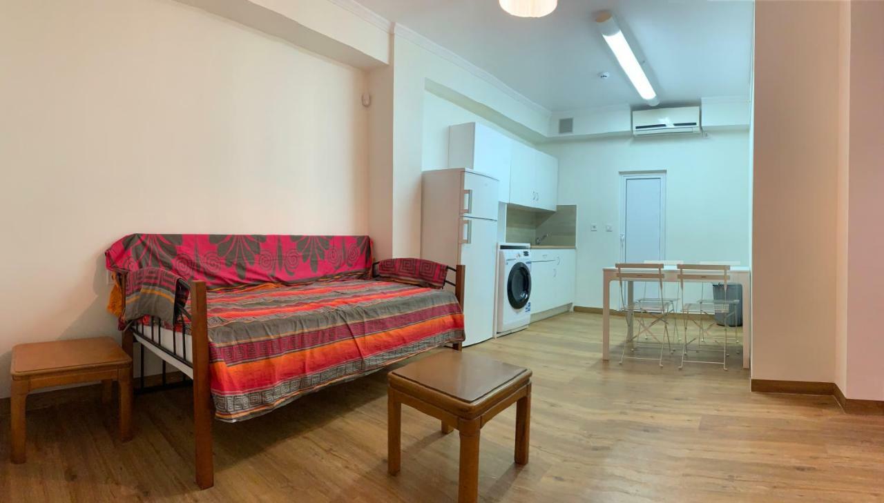 Just A 2Bd Central Apartment * Top Location * Athen Exterior foto